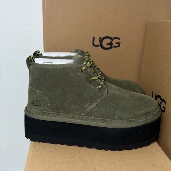 NEW IN BOX Ugg Neumel Heritage Platform Boots in Olive - Picture 6 of 9